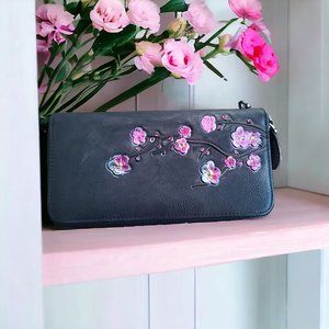 Handmade Embossed Leather Wristlet/Wallet